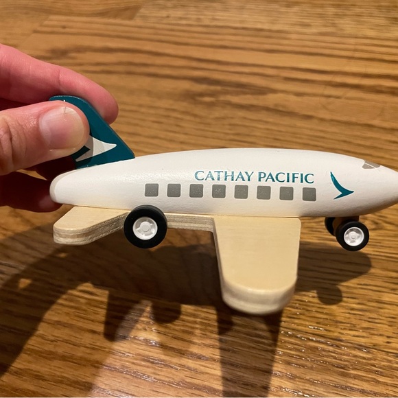 Cathay Pacific Pullback Wooden Toy Plane - Picture 2 of 8